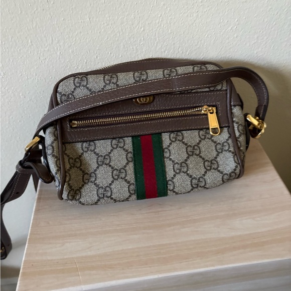 Gucci crossbody - Picture 2 of 4
